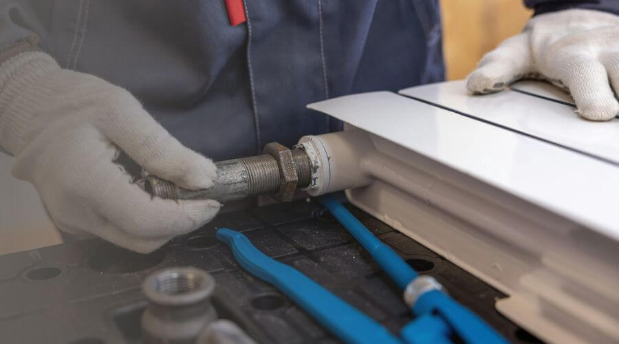 Professional water heater repair services in New Holland, IL